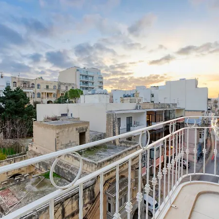 Valley & Sea Views With Furnished Bbq Balcony 公寓