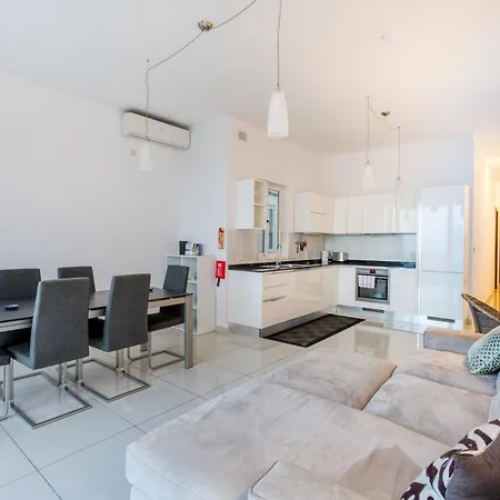 公寓 Valley & Sea Views With Furnished Bbq Balcony *