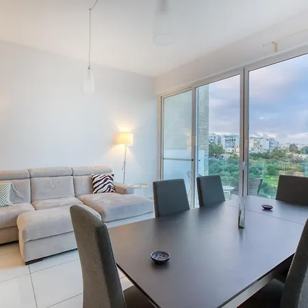 Valley & Sea Views With Furnished Bbq Balcony * Saint Julian's